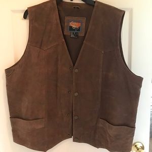 Men’s XXL Vest by Cripple Creek.  Never been worn.